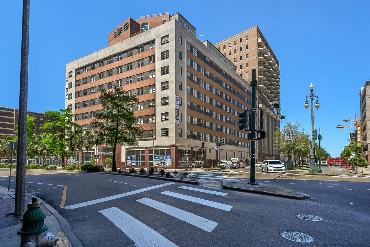 Modern Condo With Game Room In Downtown New Orleans Exterior photo